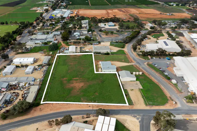 Starcevich Road — photo from Elders Real Estate Riverland