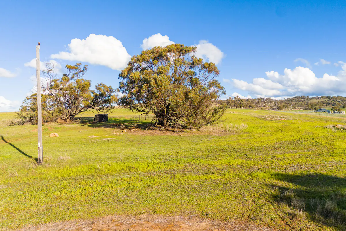 Gooch Road — photo 8 of 14