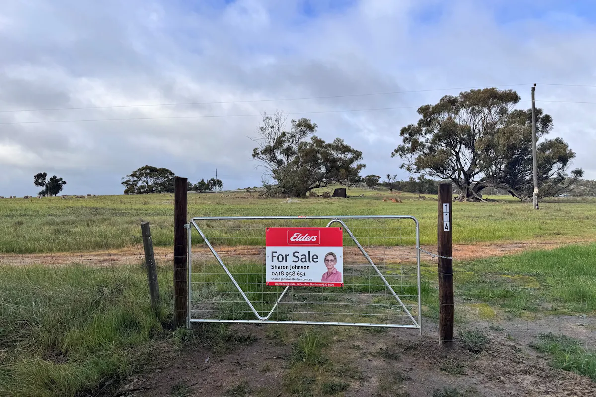 Gooch Road — photo 13 of 14