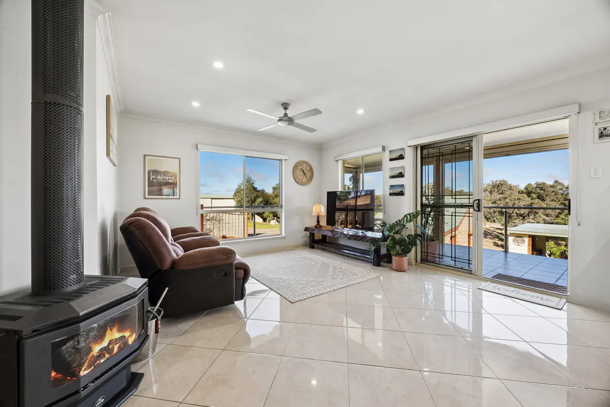 227 Billabong Road — photo 14 of 30
