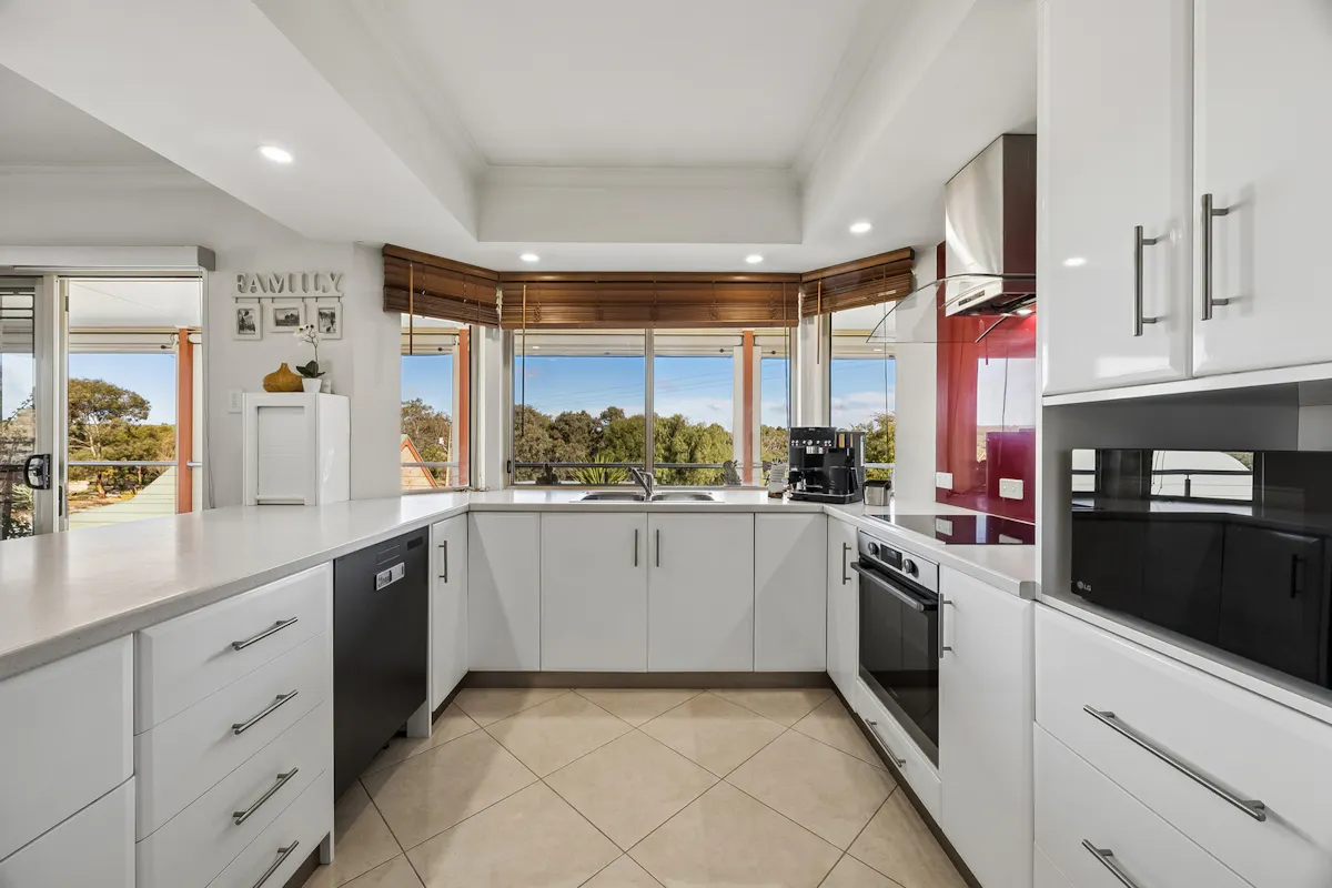 227 Billabong Road — photo 9 of 30