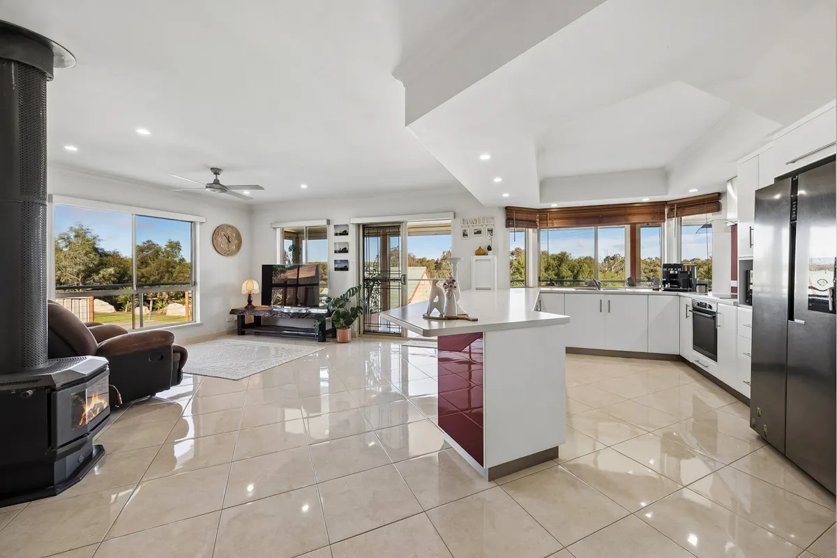 227 Billabong Road — photo 10 of 30