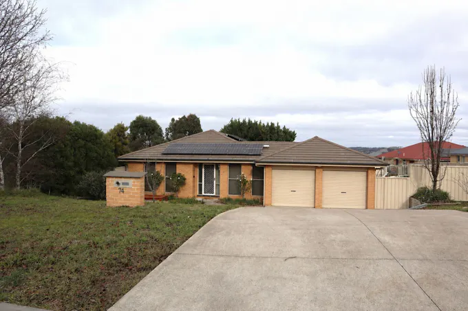 74 llumba Way, Kelso, NSW, 2795 - Image 1
