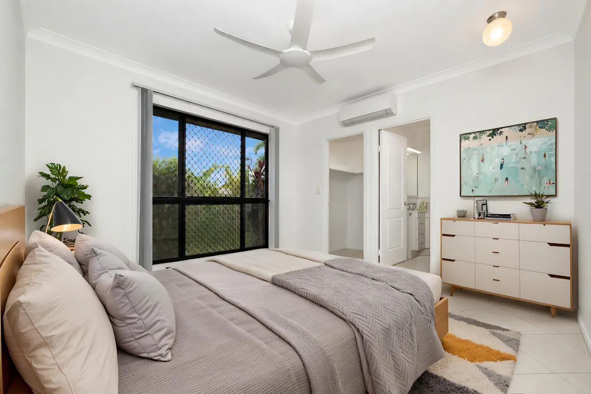 11 Blue Lake Court — photo 5 of 14