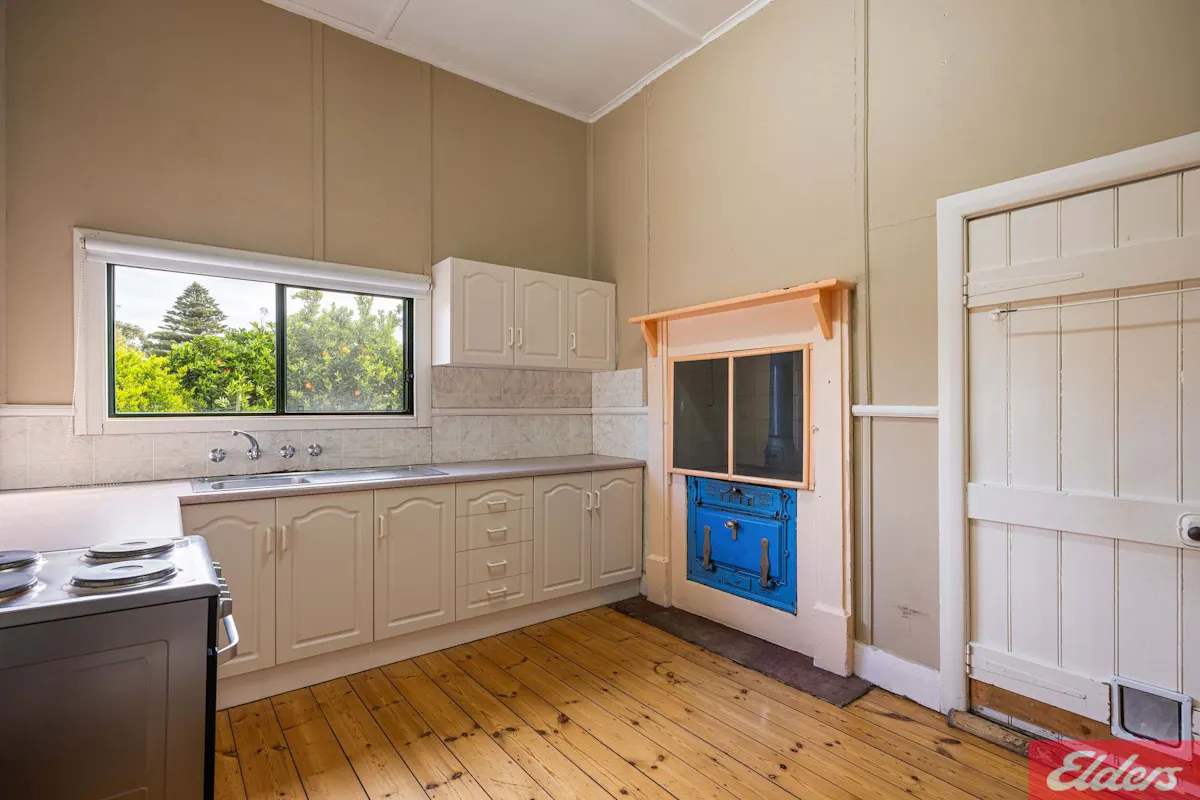 2 Dean Street — photo 11 of 24