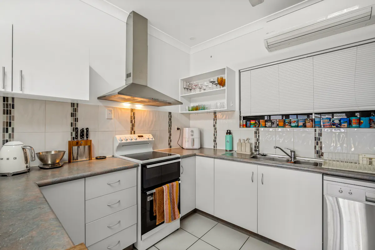 4 Mimosa Court — photo 3 of 27