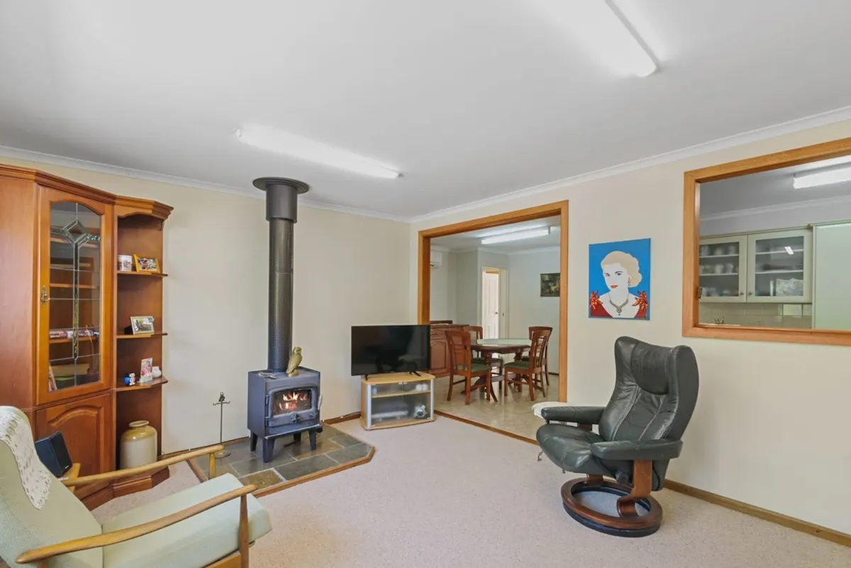 12 Napier Street — photo 8 of 30