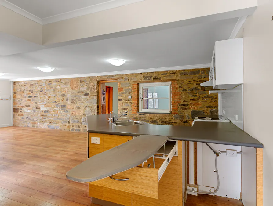 2 Upper Thames Street, Burra, SA, 5417 - Image 17