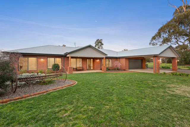 44 Bank Street — photo from Elders Real Estate Euroa