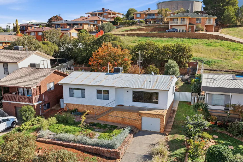 8 Panorama Crescent, Parkes, NSW, 2870 - Image 2