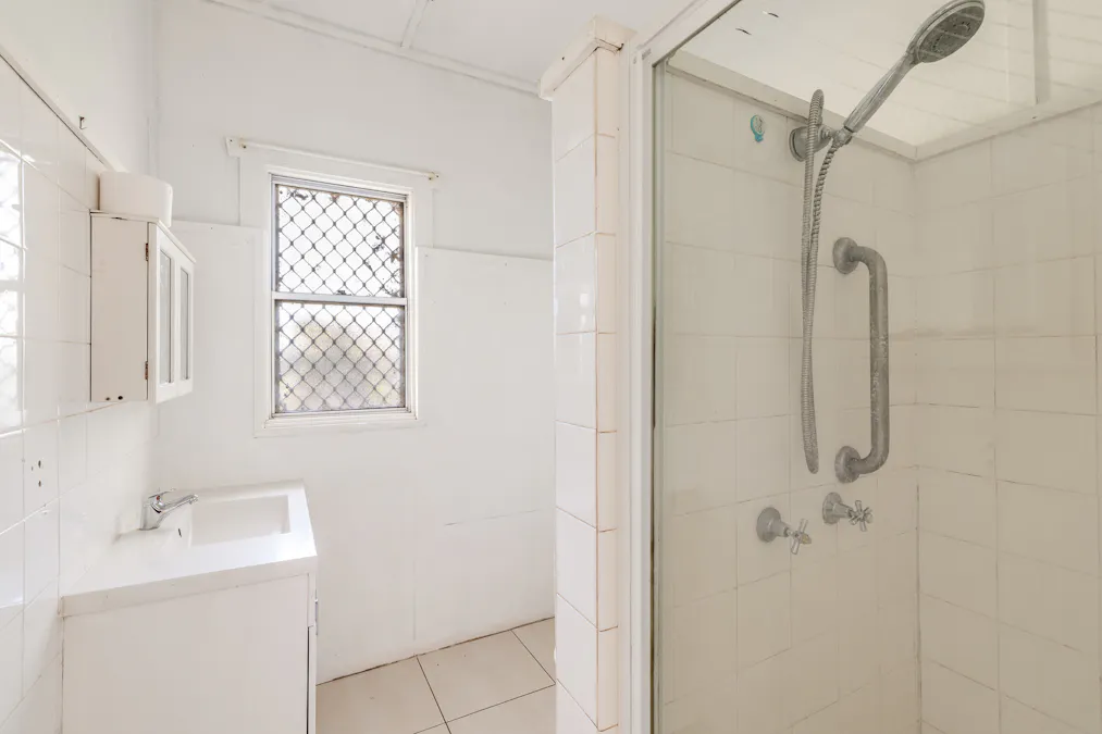 320A South Street, Harristown, QLD, 4350 - Image 7
