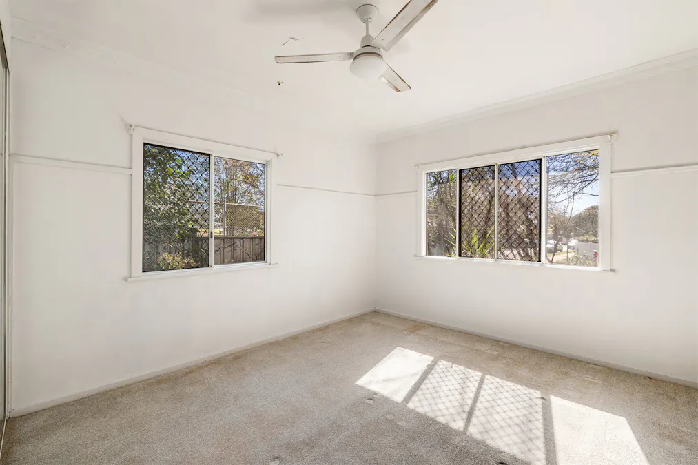 320A South Street, Harristown, QLD, 4350 - Image 8