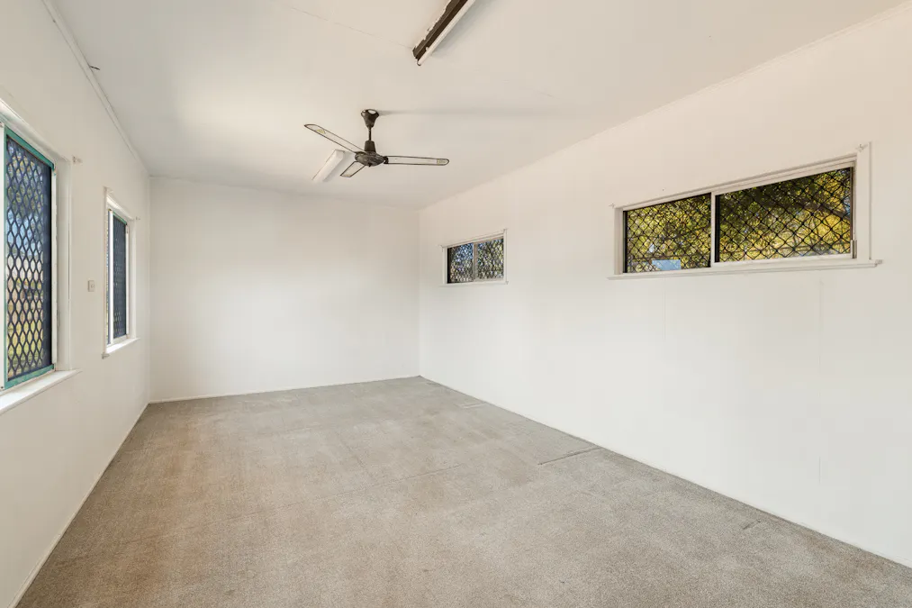 320A South Street, Harristown, QLD, 4350 - Image 10