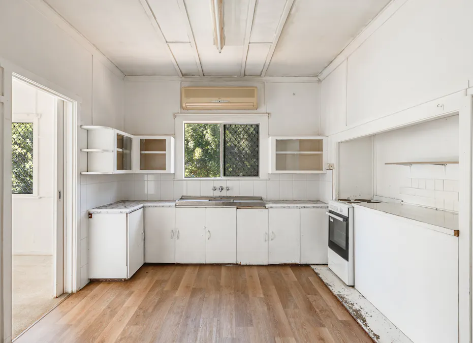 320A South Street, Harristown, QLD, 4350 - Image 5