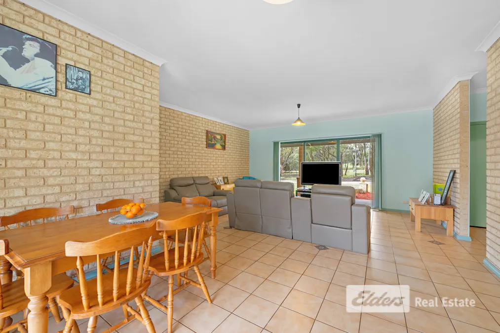 21 Brooking Street, Tenterden, WA, 6322 - Image 8