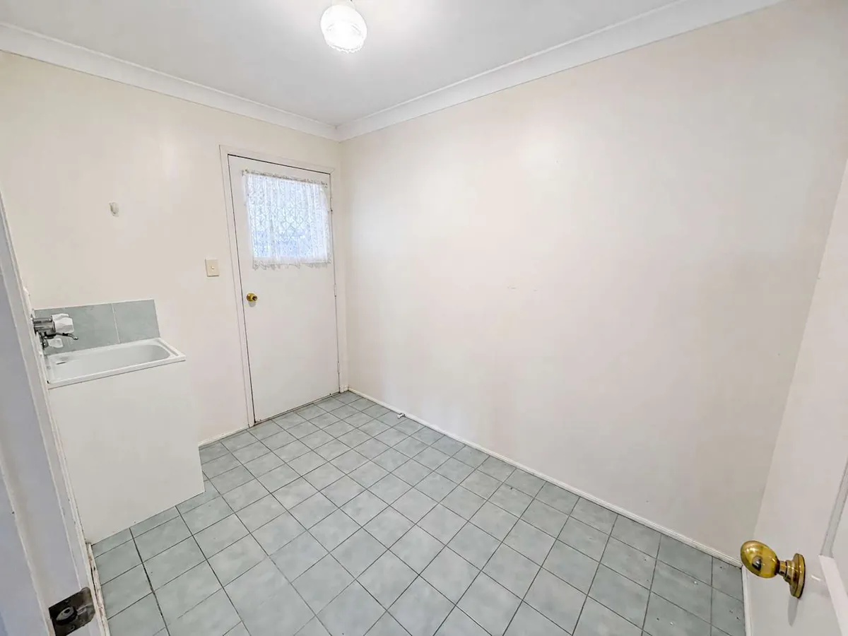 6 Russell Street — photo 12 of 18