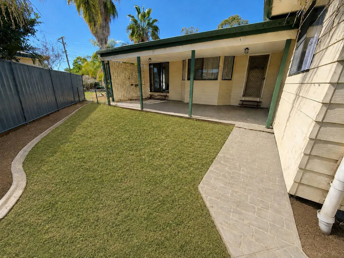 6 Russell Street — photo 16 of 18