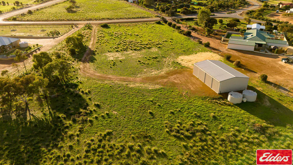 304 Eliza Shaw Drive, White Peak, WA, 6532 - Image 2