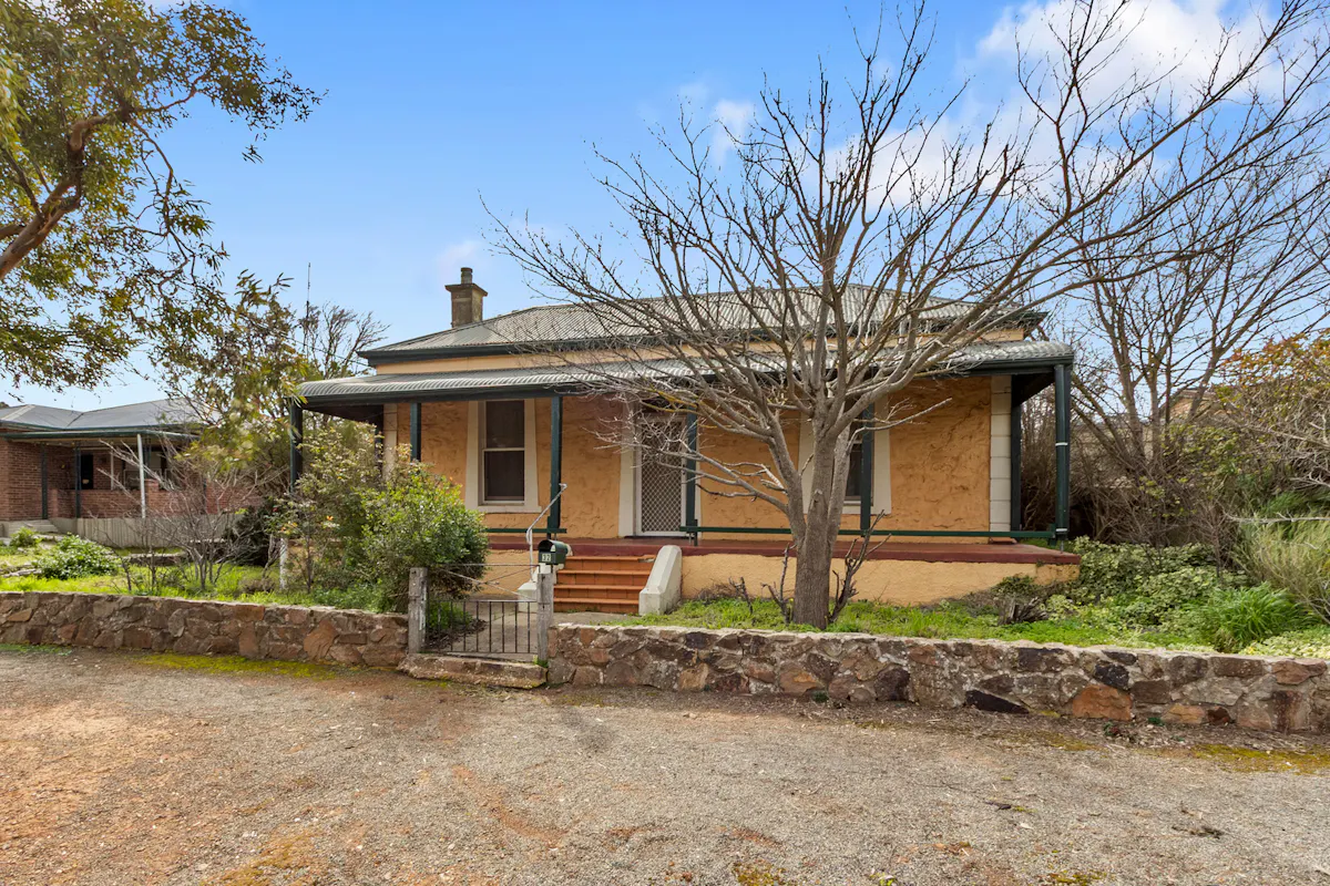 32 Weigall Street — photo 16 of 17