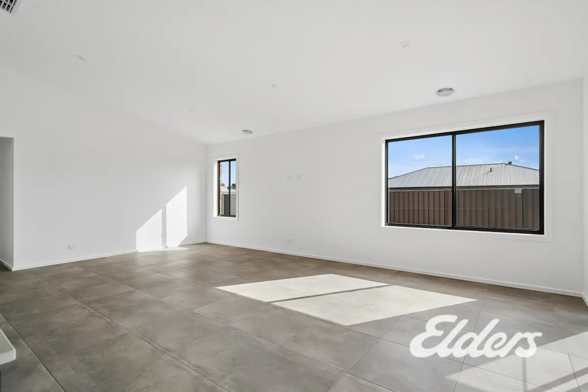 9 Hemphill Close — photo 7 of 16