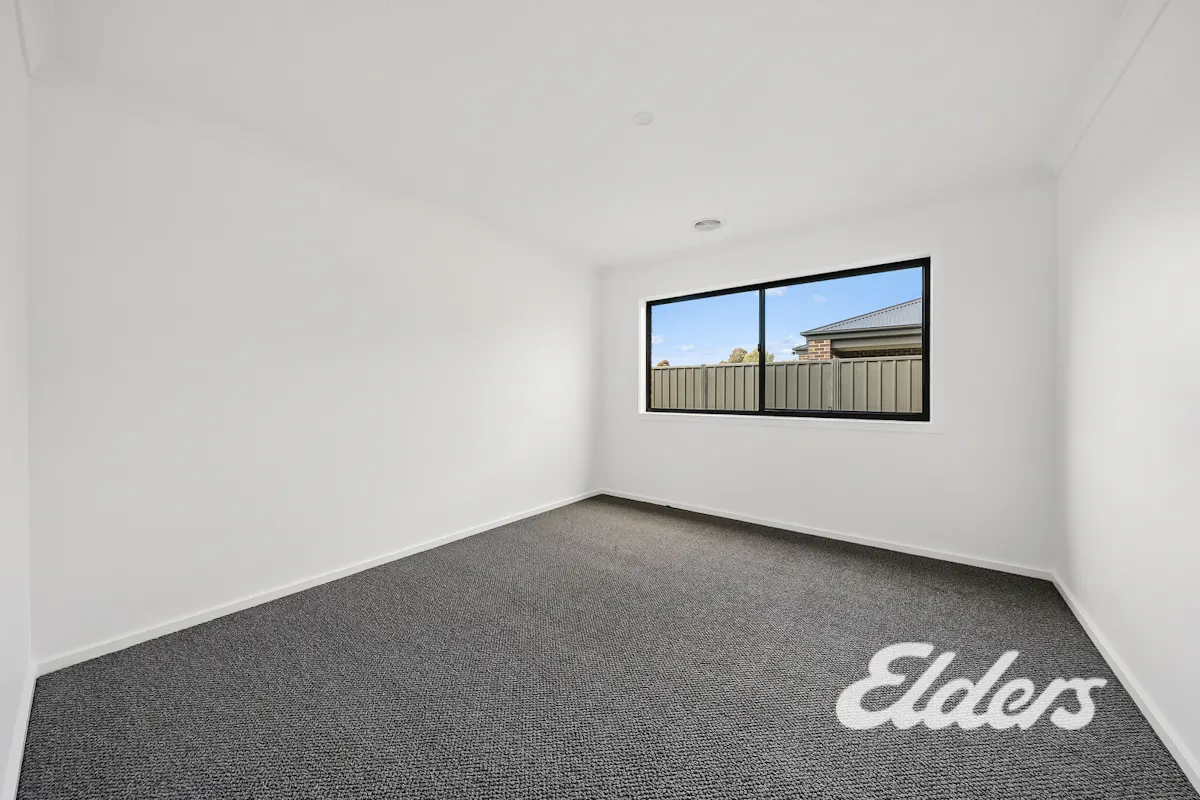 9 Hemphill Close — photo 11 of 16