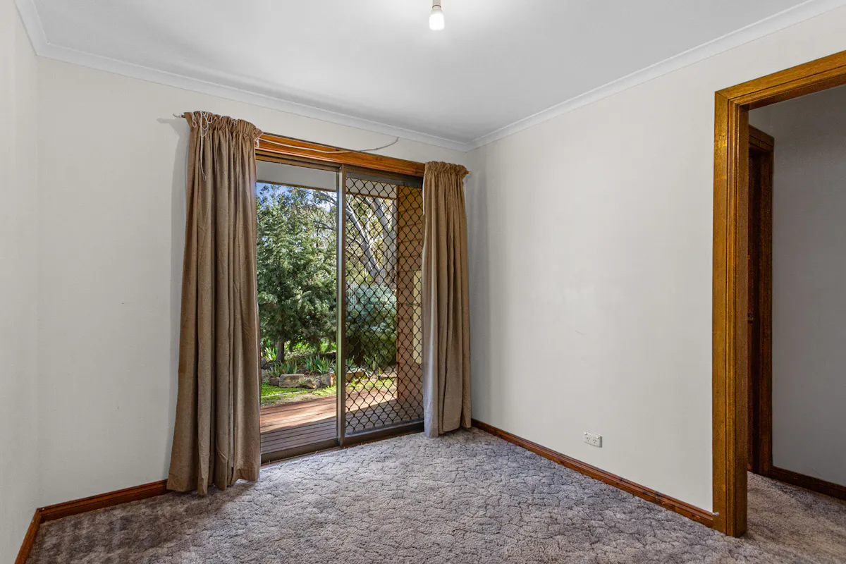 42 Mill Lane — photo 9 of 27