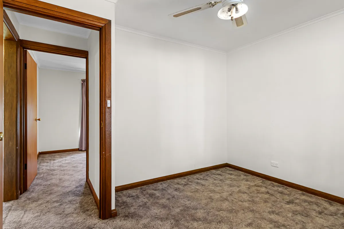 42 Mill Lane — photo 10 of 27