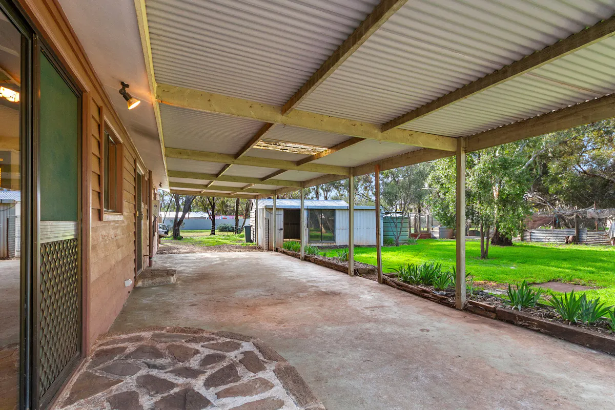 42 Mill Lane — photo 15 of 27