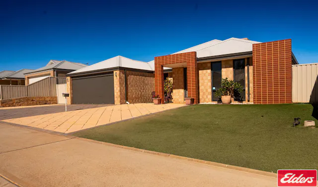 26 Beachcomber Hill — photo from Elders Real Estate Western Australia