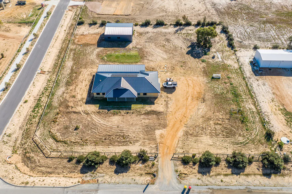 20 Sceptrum Avenue, Chittering, WA, 6084 - Image 25