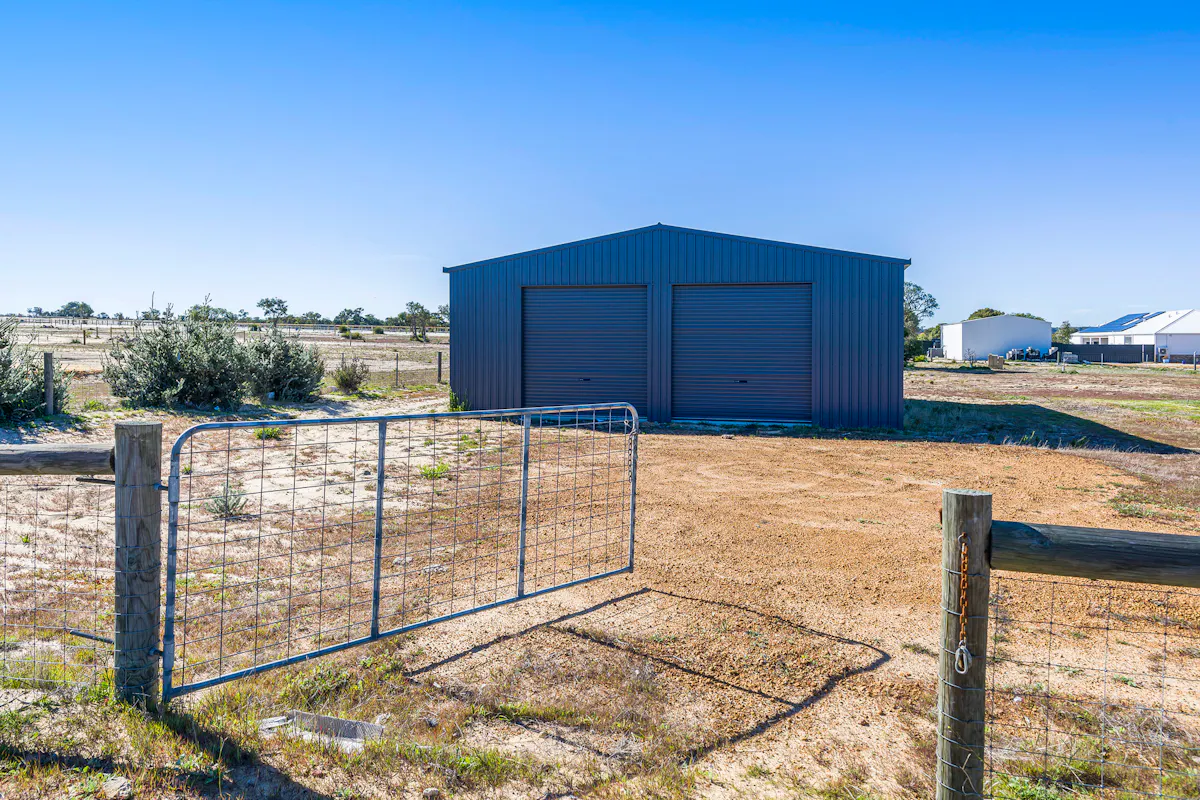 20 Sceptrum Avenue — photo 24 of 26