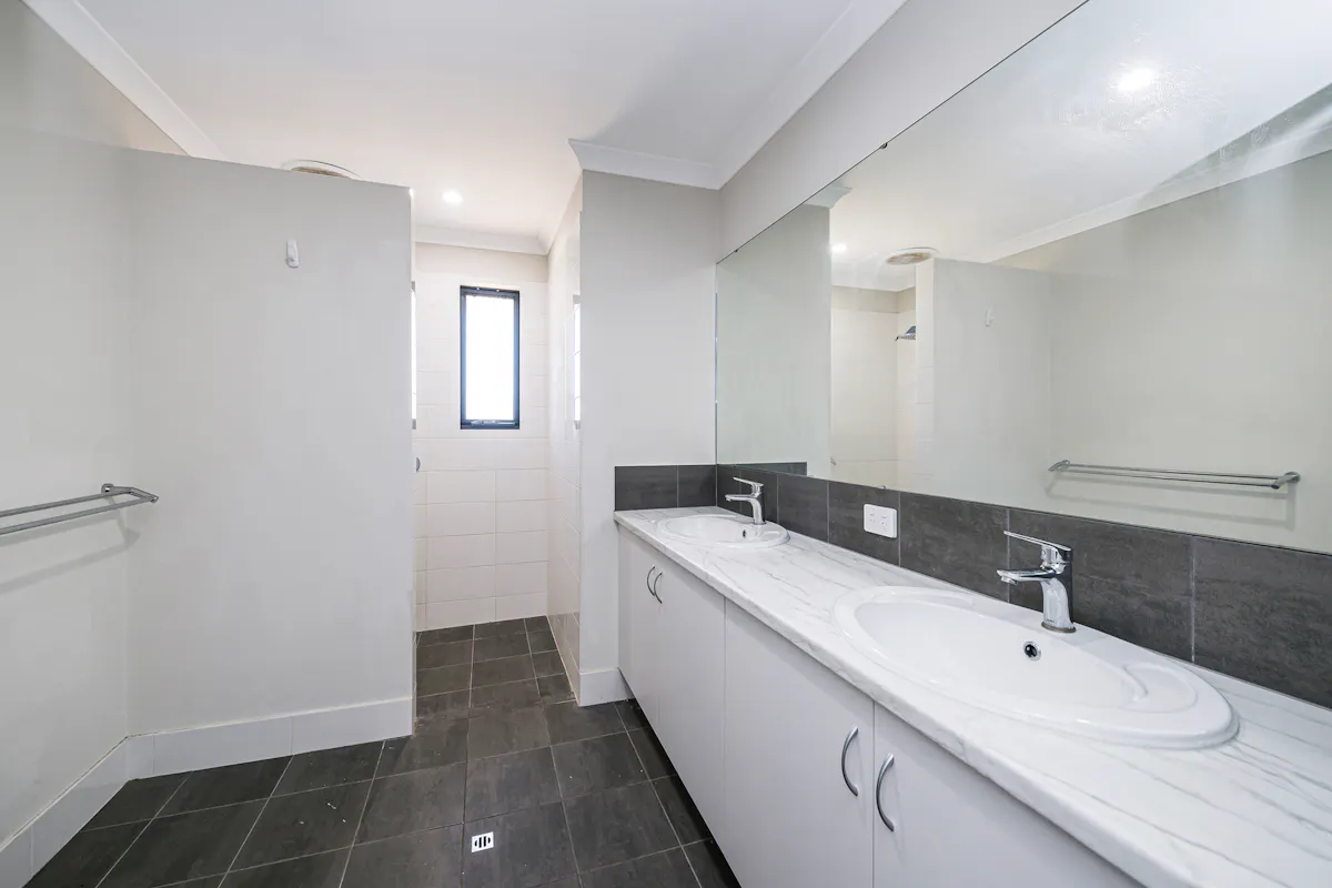 20 Sceptrum Avenue — photo 14 of 26