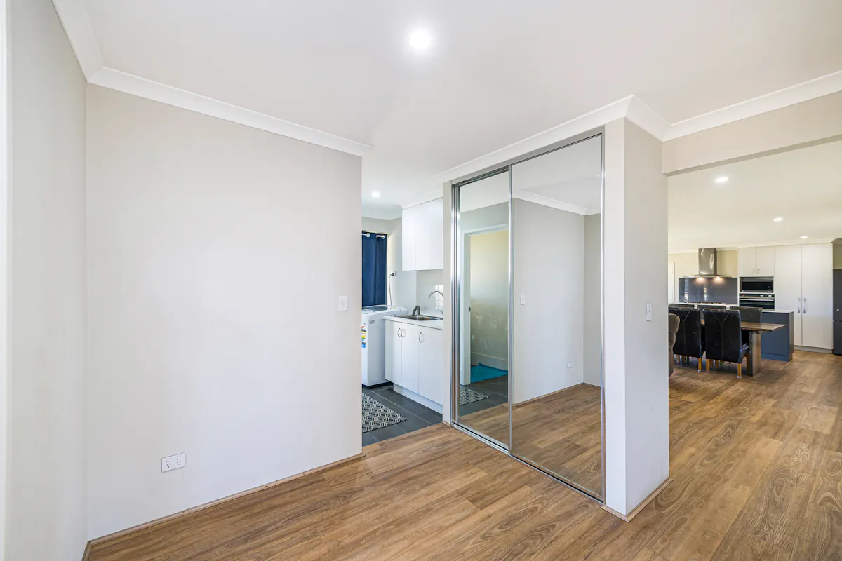 20 Sceptrum Avenue — photo 19 of 26