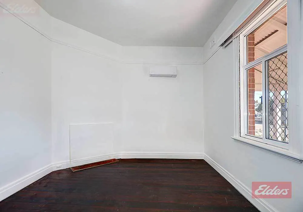 3 Felspar Street — photo 7 of 30