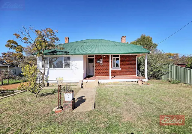 3 Felspar Street — photo from Elders Real Estate Narrogin