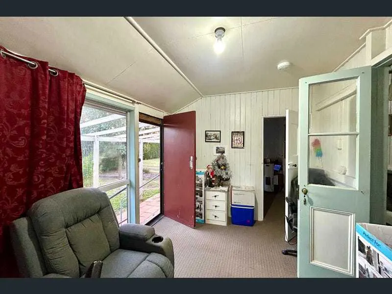 45 Barlee Street — photo 2 of 14