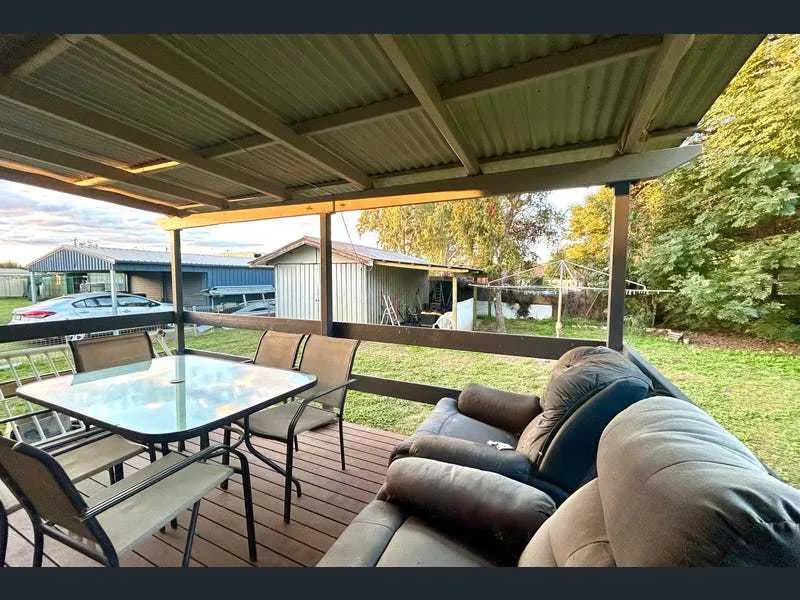 45 Barlee Street — photo 11 of 14