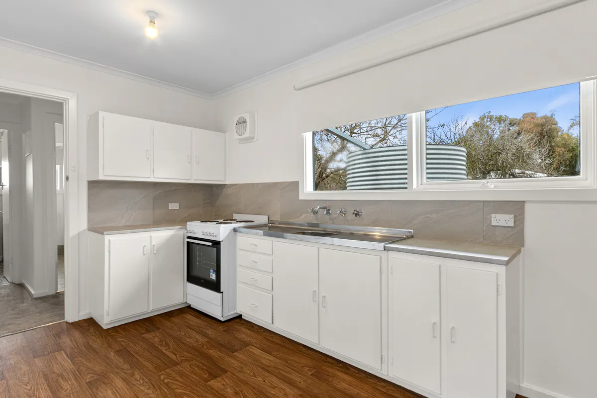 7 Wien Smith Avenue — photo 2 of 27