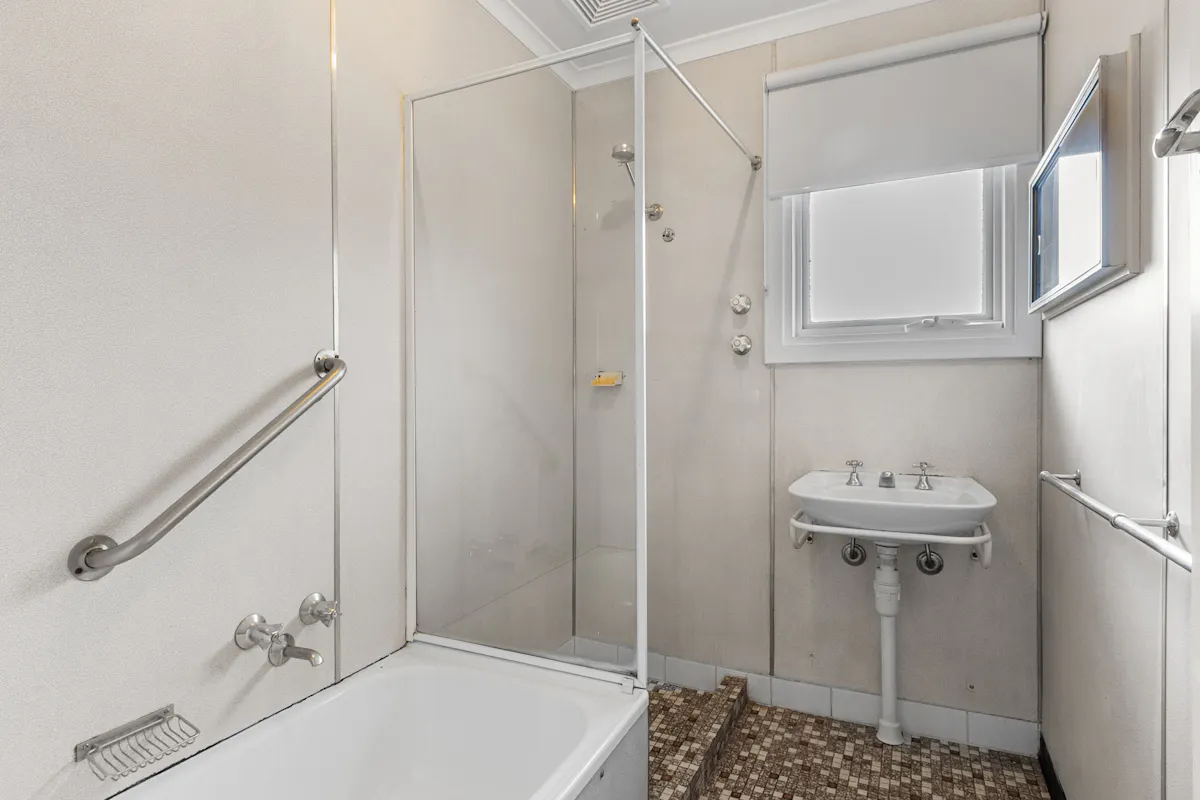 7 Wien Smith Avenue — photo 9 of 27