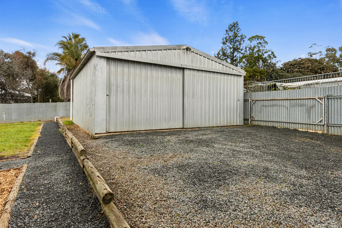 7 Wien Smith Avenue — photo 16 of 27