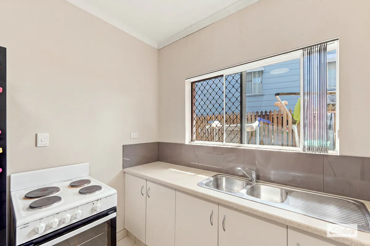 3/135 Toolooa Street — photo 8 of 20