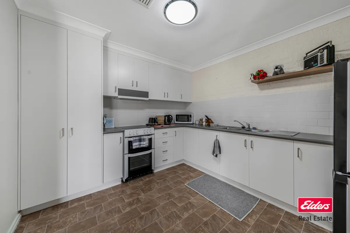 10B Grevillea Close — photo 3 of 11