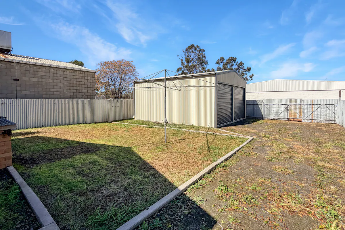 4 Becker Street — photo 11 of 15