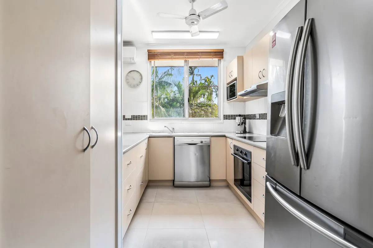 6 Skywood Court — photo 4 of 24