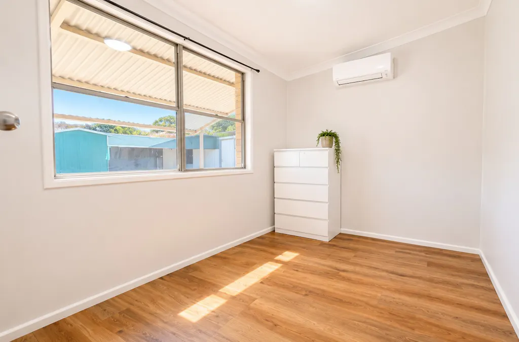 10 Moon Crescent, Parkes, NSW, 2870 - Image 2
