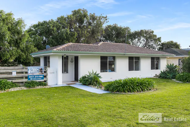 26a Laurel Terrace — photo from Elders Real Estate Robe