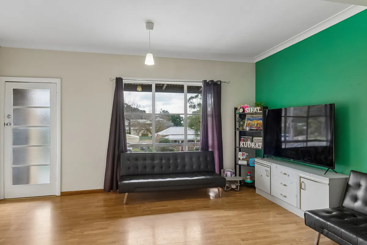 34 Daly Street — photo 4 of 17