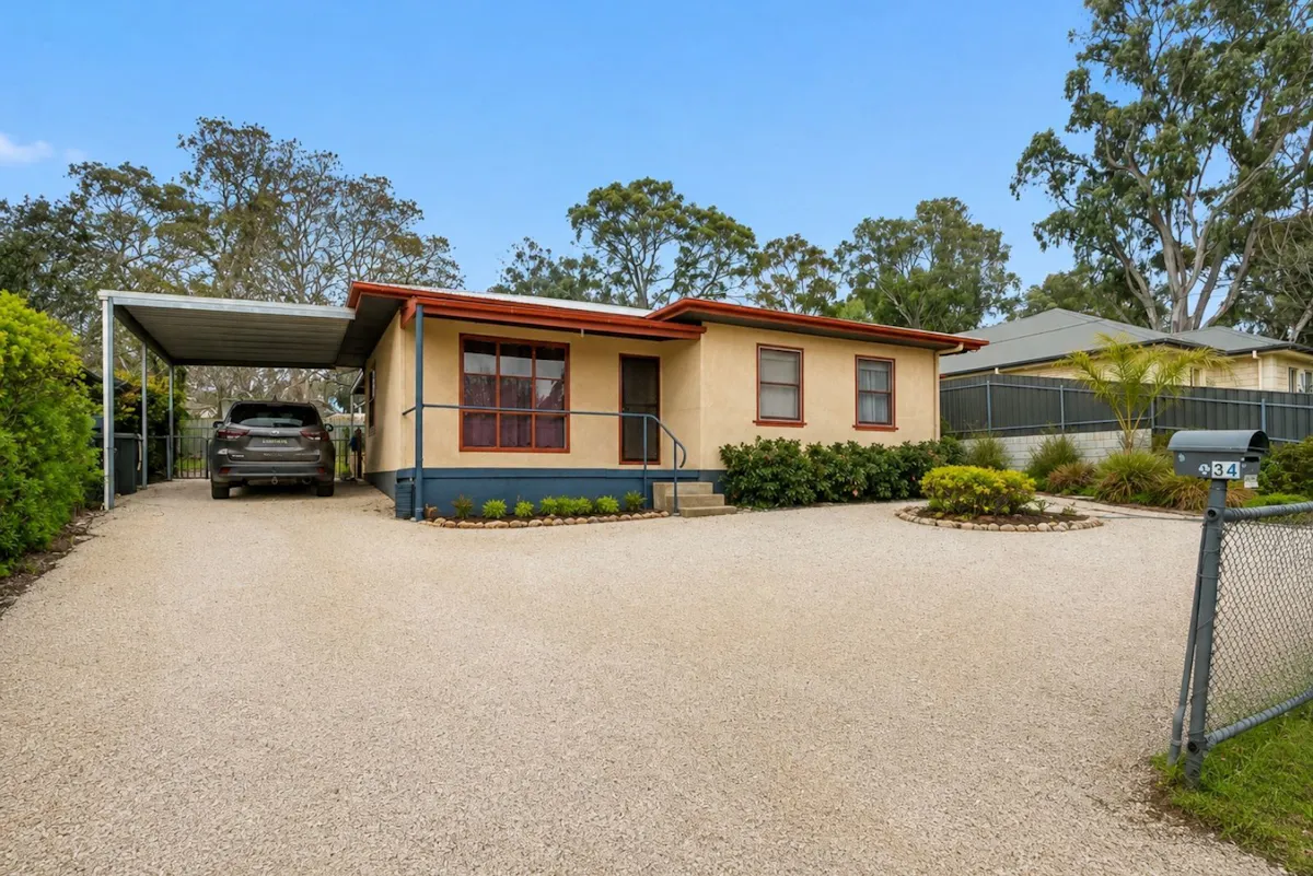 34 Daly Street — photo 2 of 17