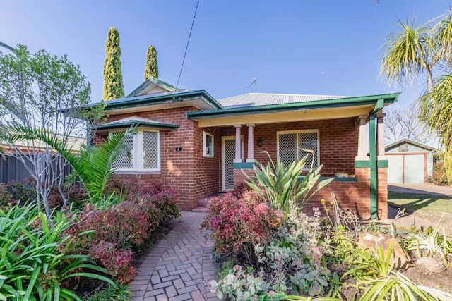 2 Allison Street — photo from Elders Real Estate Dubbo Rural