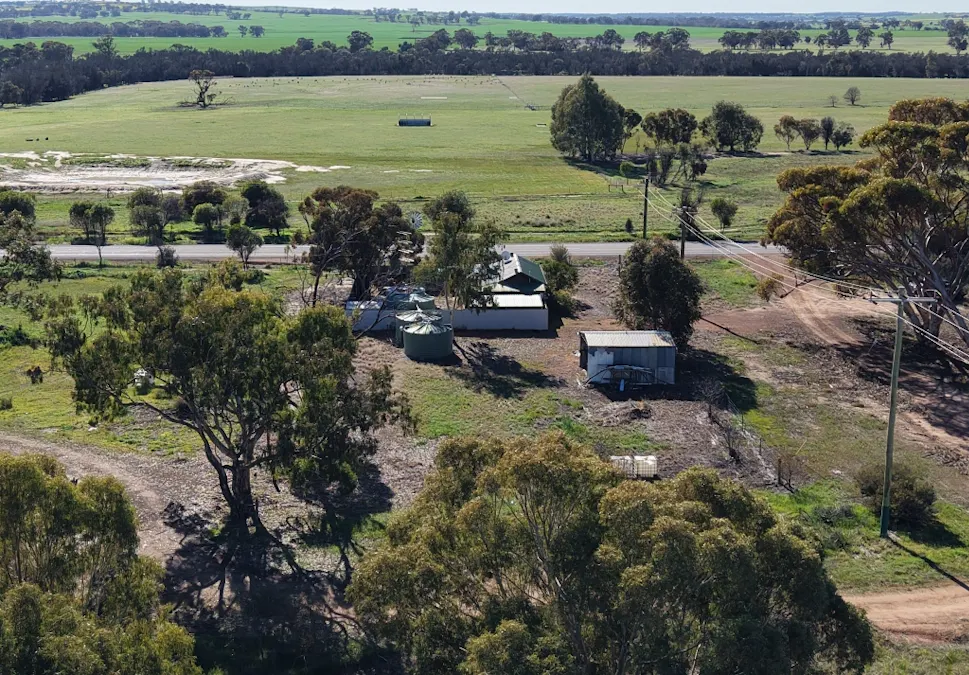 9050  Great Southern Highway, Kokeby, WA, 6304 - Image 32